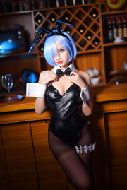 [Foto de cosplay] Popular Coser Nizo Nisa - Rem Bunny Girl