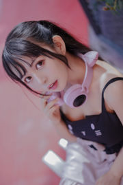 [Cosplay Photo] Gadis manis bermata besar kucing hitam OvO - pink