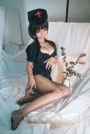 [Beauty Coser] Głupia Momo „Siostra Pielęgniarka”