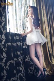 Small 绮 / Hu Feast Nancy << Empress Beautiful Thigh >>